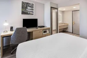 Wingate by Wyndham Fishkill - Image 4
