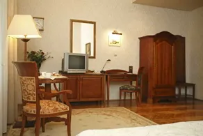 Ostoya Palace - Image 4