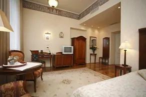 Ostoya Palace - Image 3