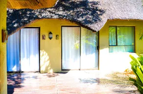 Chobe Sunset Chalets - Image 4