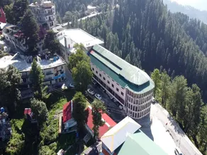 Shangrila Hotel & Resort Changla Gali - Image 3