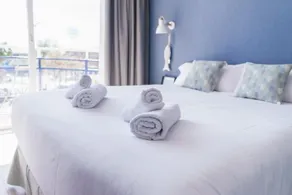 Hotel Mumm by Pillow - Image 5