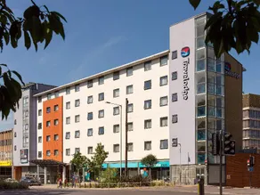 Travelodge Norwich Central Hotel - Image 3