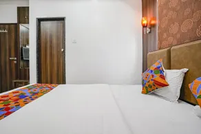 Fabhotel Sai Plaza Executive - Image 4