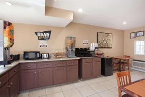 Travelodge Ontario - Image 2