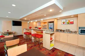 TownePlace Suites Bloomington - Image 2