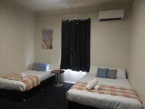 Imperial Hotel Singleton - Image 4