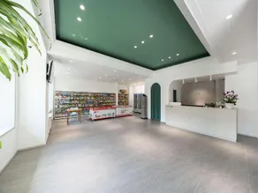 J Top Hotel - Image 3