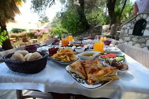 Tlos Boutigue Hotel - Image 3