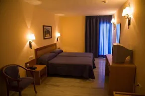 Carmen - Image 4