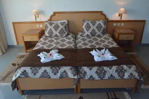 Hotel Jinene Royal - Image 5