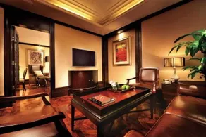 Han's Royal Garden - Image 3