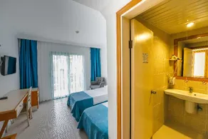 Rebin Beach Hotel - Image 3