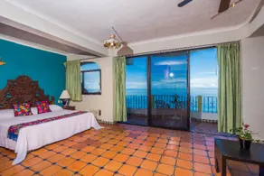 Mar Sereno Hotel & Suites - Image 3