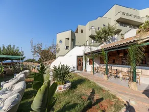  Sunny Hill – Adults only 16+ - Image 4