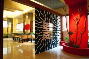 The Young Hotel - Image 5