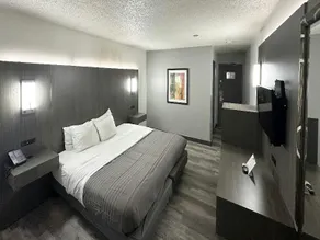 Magnuson Hotel Fort Wayne North – Coliseum - Image 4