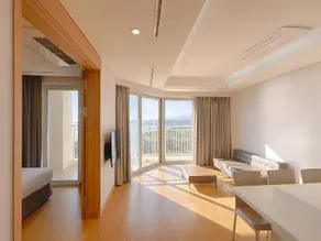Shineville Luxury Resort - Image 4