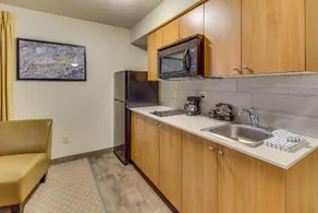 Aptel Studio Hotel - Image 3