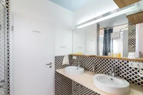 Hotel Schoene Aussicht - Image 5