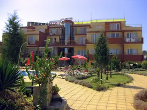Hotel Sunny - Image 5