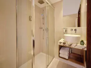 Park Grand London Kensington - Image 3