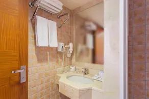 Villa Side Hotel - Image 3