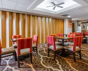 Quality Inn - Image 2