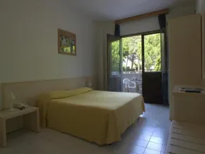 Hotel Santa Cruz - Image 4