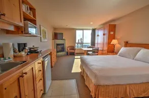 Inn at Big White - Image 4
