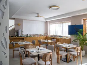Mary Hotel - Image 3