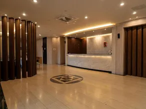 Emerald Hotel - Image 4
