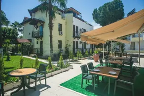 Dinara Garden Hotel - Image 4
