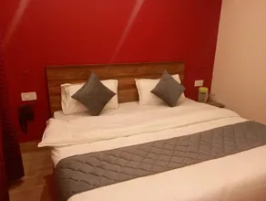 Goroomgo Oak Valley inn Mall Road Nainital - Image 2