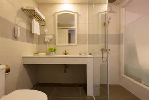 Isena Nha Trang Hotel - Image 5