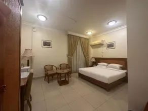 Al Muntazah Plaza Hotel - Image 4