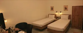 Le Amour Inn - Image 4