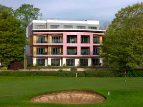 Kingsclub & Spa - Image 3