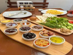Tarihi Rum Konağı Antikhan - Image 2