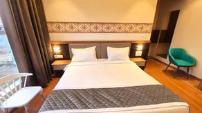 Antilia Inn - Image 4