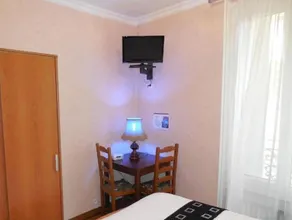 Hotel le Petit Chateau (ex hotel des amis) - Image 5