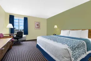 Days Inn by Wyndham Newton - Image 4