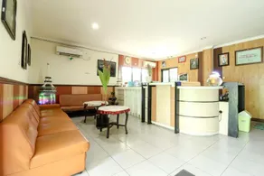 Hotel Cemara Surabaya - Image 5