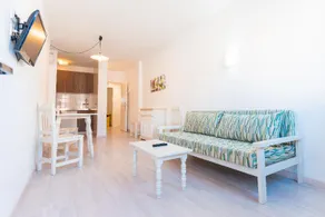 Hotel & Apartments Loar Ferreries - Image 3