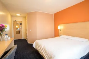 Metro Inns Huddersfield - Image 5