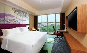 Hampton by Hilton Wuhan Tianhe Airport East - Image 3