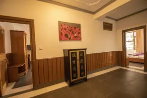 The Lodge - Image 4