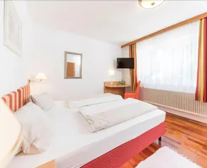 Hotel zur Post & Appartementhaus Kern - Image 4