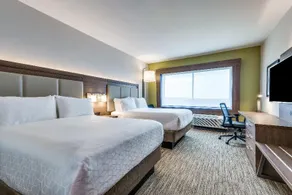 Holiday Inn Express & Suites Denton South - Image 5