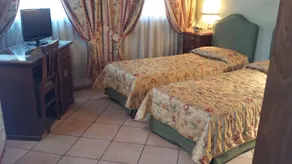 Villa Piccola Siena - Image 2